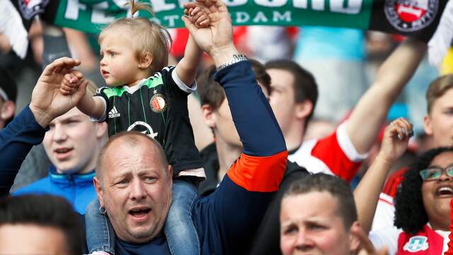 Bekerwinnaar Feyenoord gehuldigd in De Kuip (gesloten)