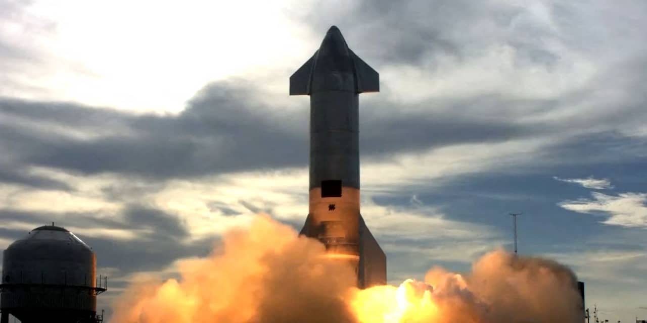 SpaceX mikt met eerste baanvlucht voor Starship-raket op januari 2022