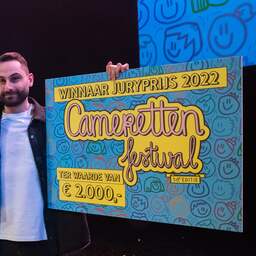 Yunus Aktas wint jury- en publieksprijs van cabaretfestival Cameretten