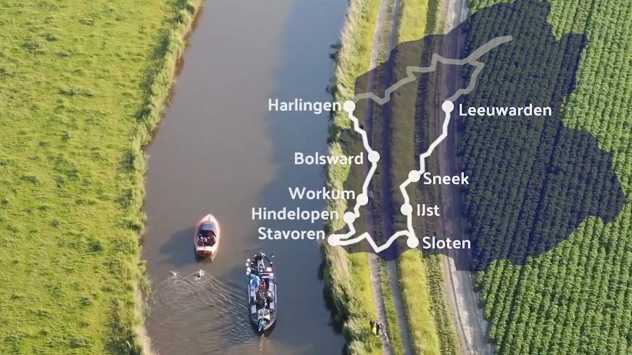 Beeld uit video: Zo verliep de elfstedenzwemtocht van Maarten van der Weijden