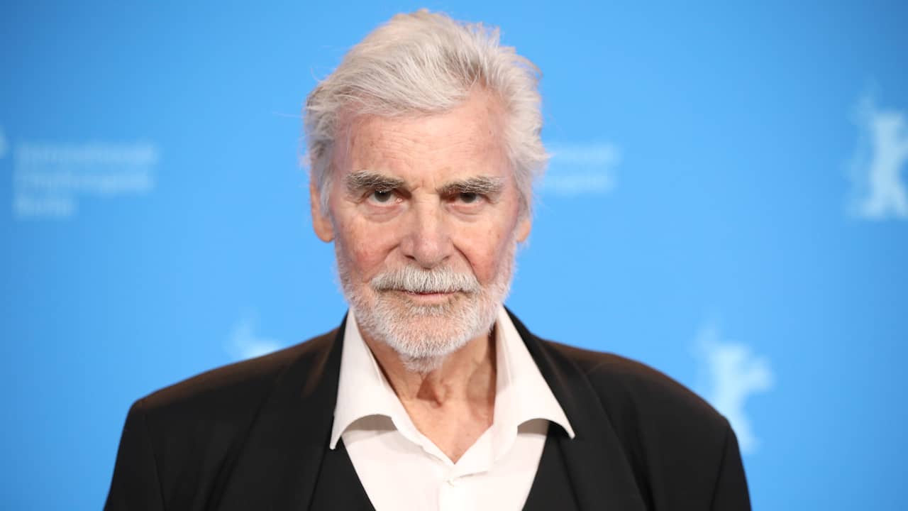 “Austrian Actor Peter Simonischek Passes Away at Age 76, Known for Critically-Acclaimed Film Toni Erdmann”