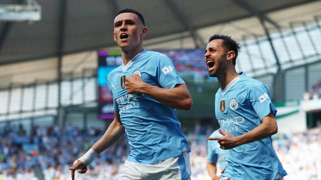 Samenvatting: Foden gidst Manchester City naar vierde titel op rij (3-1)
