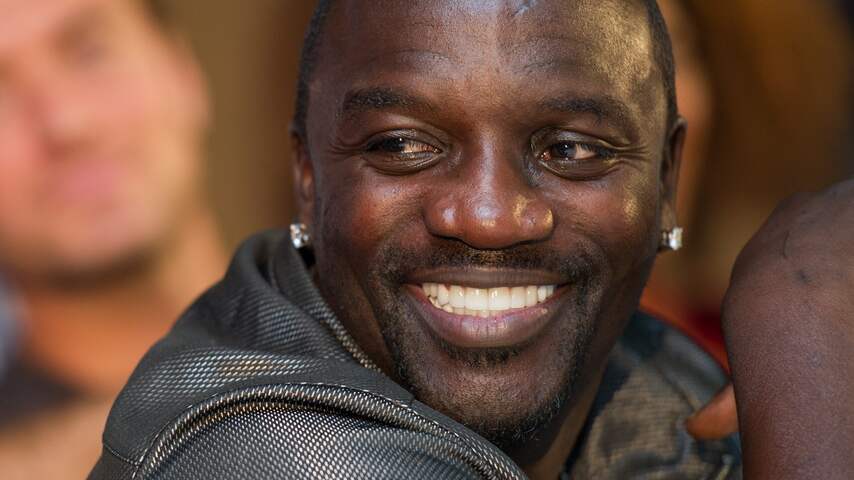 Akon moet bijna 165.000 dollar achterstallige huur betalen