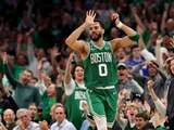 Ontketende NBA-ster Tatum loodst Boston Celtics naar Conference-finale