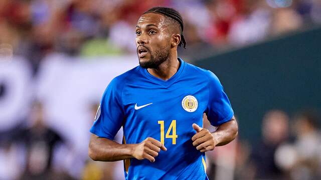 Gervane Kastaneer in het shirt van Curaçao.