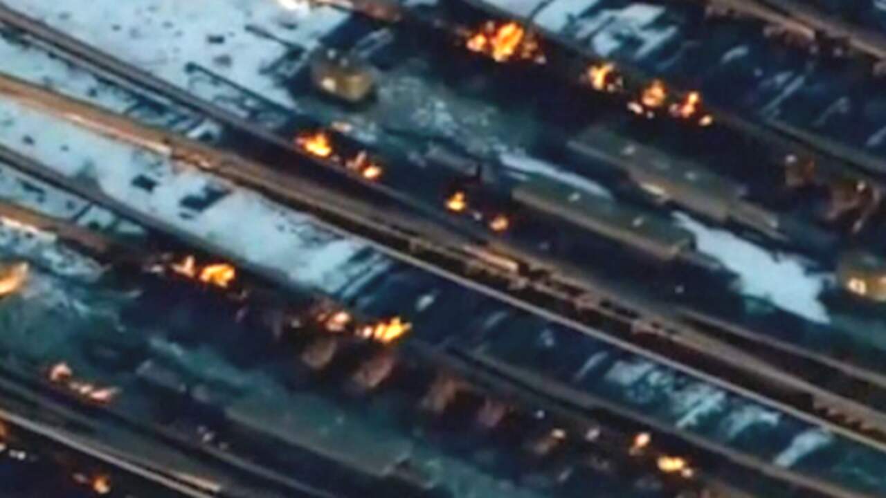 Treinpersoneel zet spoor in brand om extreme kou in Chicago