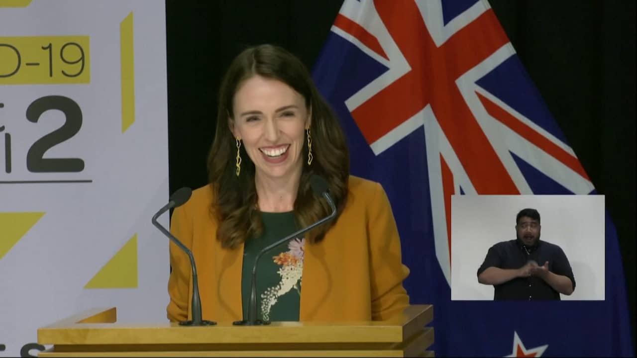 Beeld uit video: Nieuw-Zeeland coronavrij: Premier deed vreugdedansje