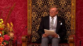 Koning in troonrede: 'Blijven werken aan bestaanszekerheid'