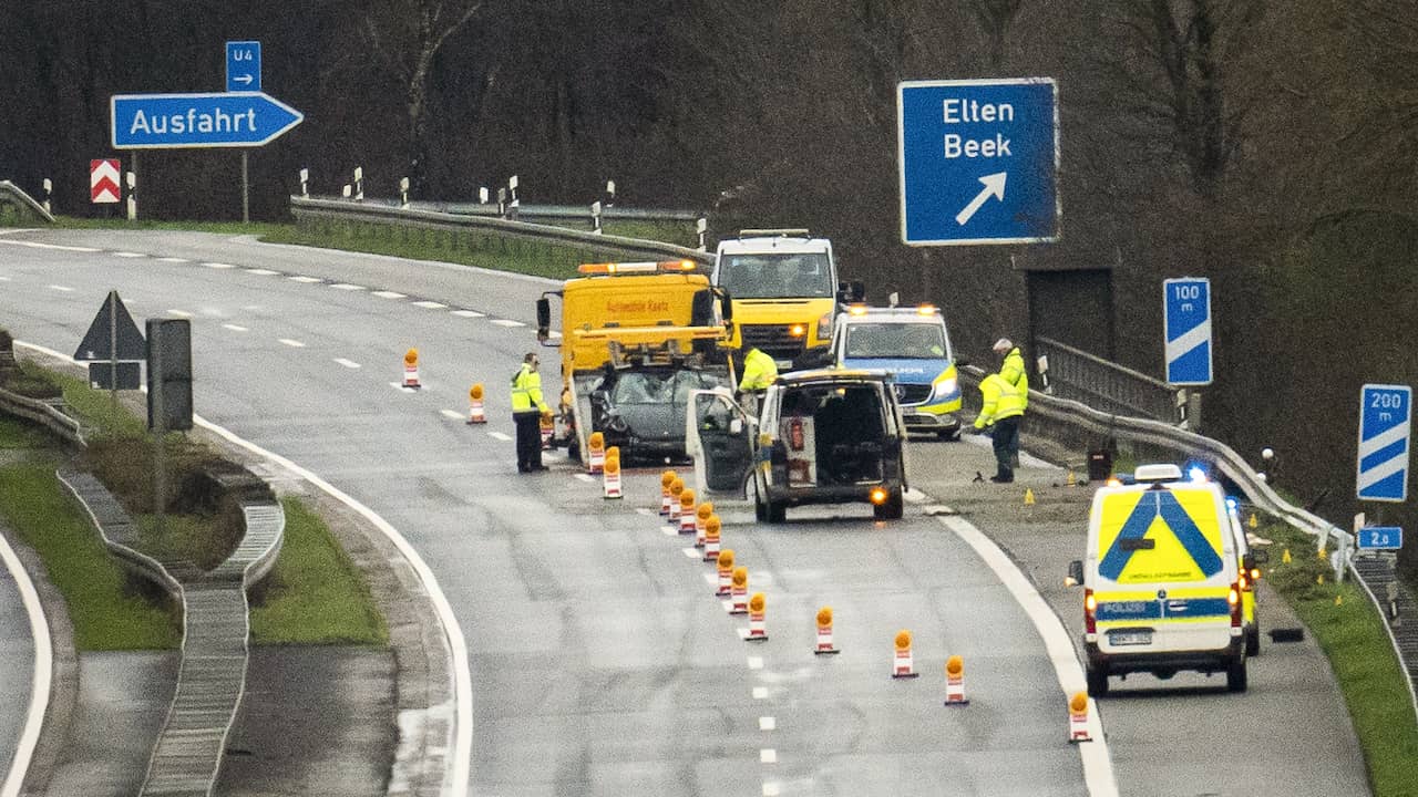 Vier Niederländer bei Unfall mit Porsche kurz vor der deutschen Grenze getötet |  Im Ausland