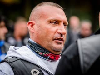 Voormalig No Surrender-leider Klaas Otto vrij met enkelband