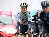 Belg vecht tegen tranen na botte pech in Giro-sprint: 'Heb twee weken afgezien'