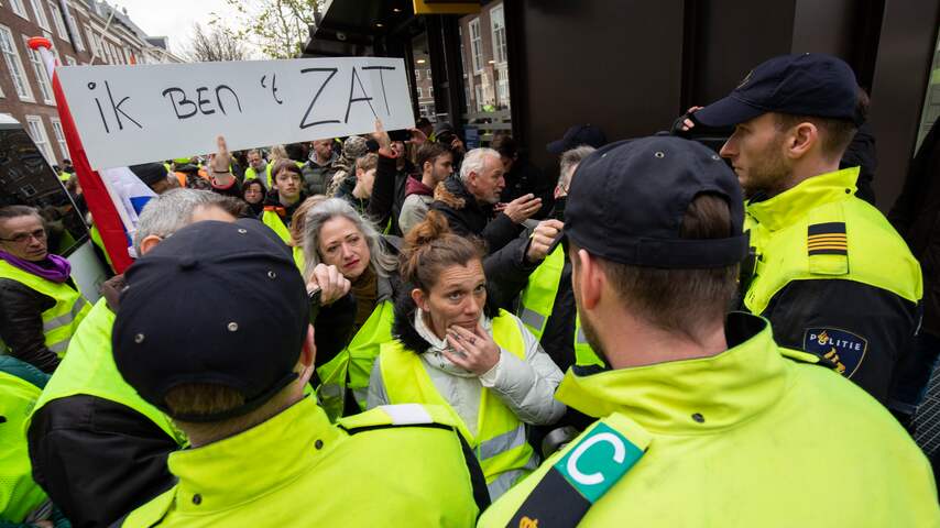 Protesten 'Gele Hesjes' in Nederlandse steden verlopen rustig