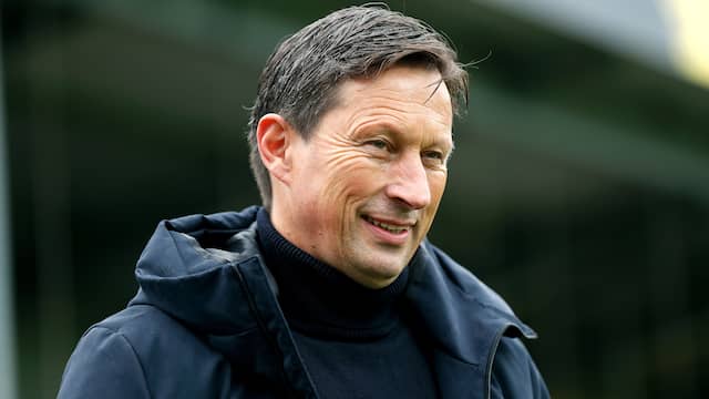 Trainer Roger Schmidt kan komende zomer nieuwe versterkingen tegemoet zien door de financiële injectie.