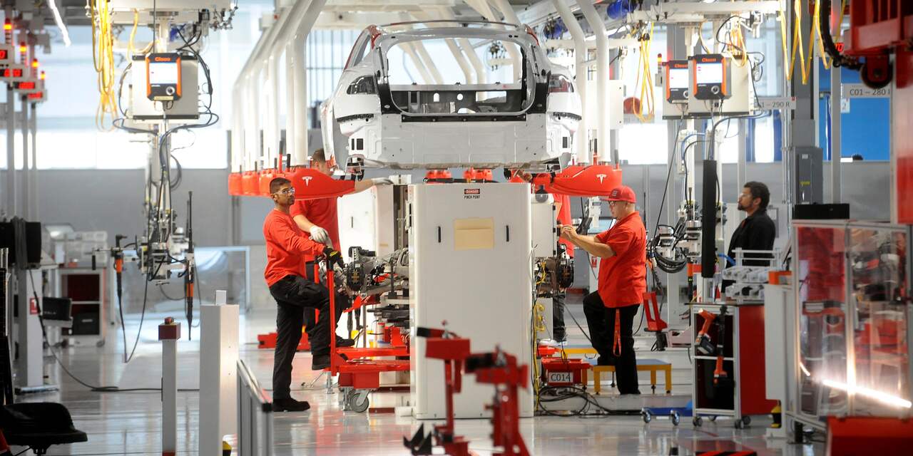 Tesla boekt kwartaalwinst van 2,3 miljard dollar en gaat banen schrappen
