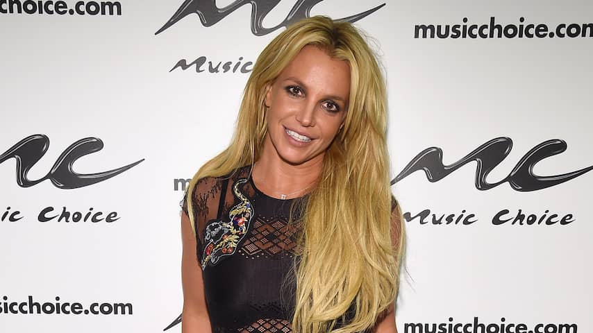Britney Spears krijgt ruzie met vriend in hotel, bezeert haar enkel