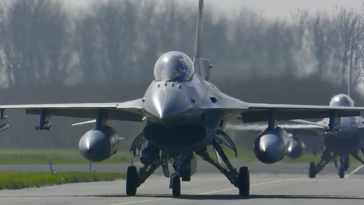 Tientallen straaljagers landen in Friesland voor internationale oefening
