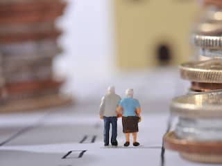 Dekkingsgraden twee grootste pensioenfondsen onder 90 procent