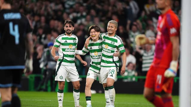 Samenvatting: Celtic overklast Slovan Bratislava met 4-1 op Celtic Park