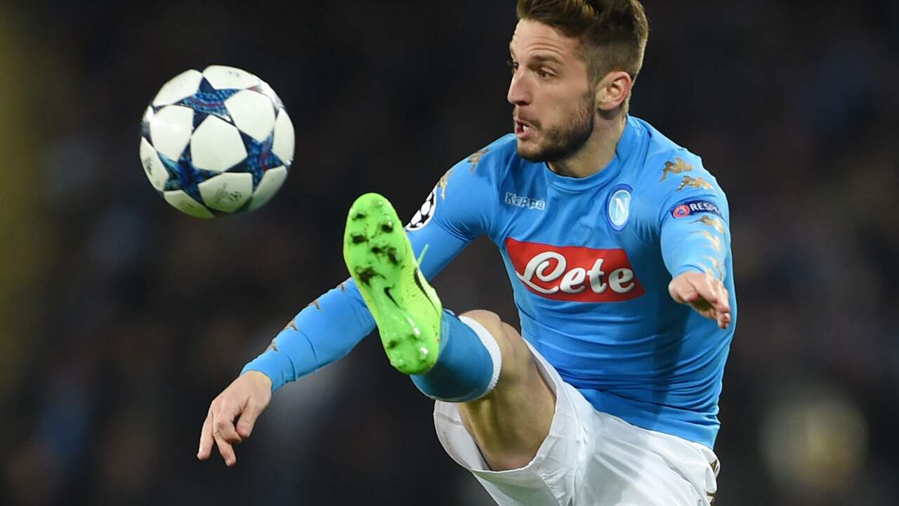 Real Madrid zwijnt bij schot Mertens op de paal
