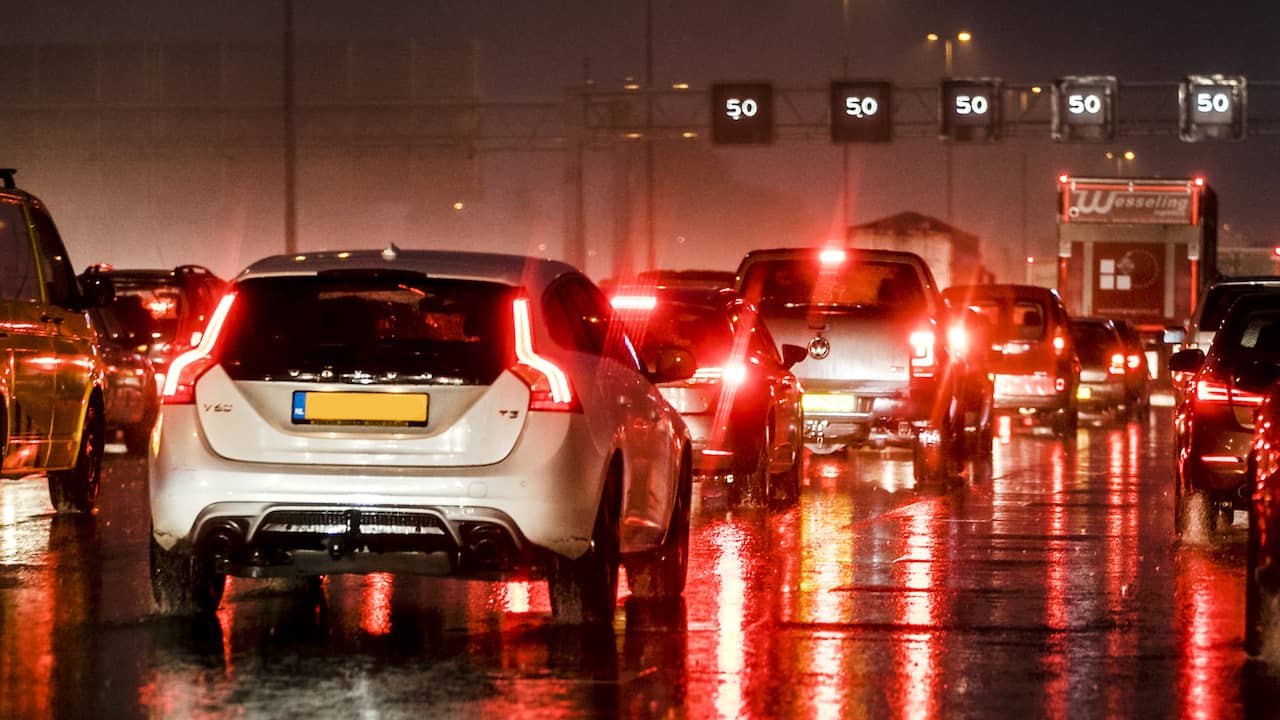 Traffic Jams Reach Record Levels on Second Busiest Rush Hour of the Year Due to Bad Weather