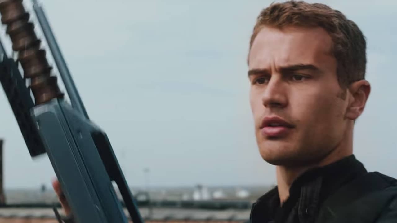 Bekijk hier de trailer van de actiefilm Divergent