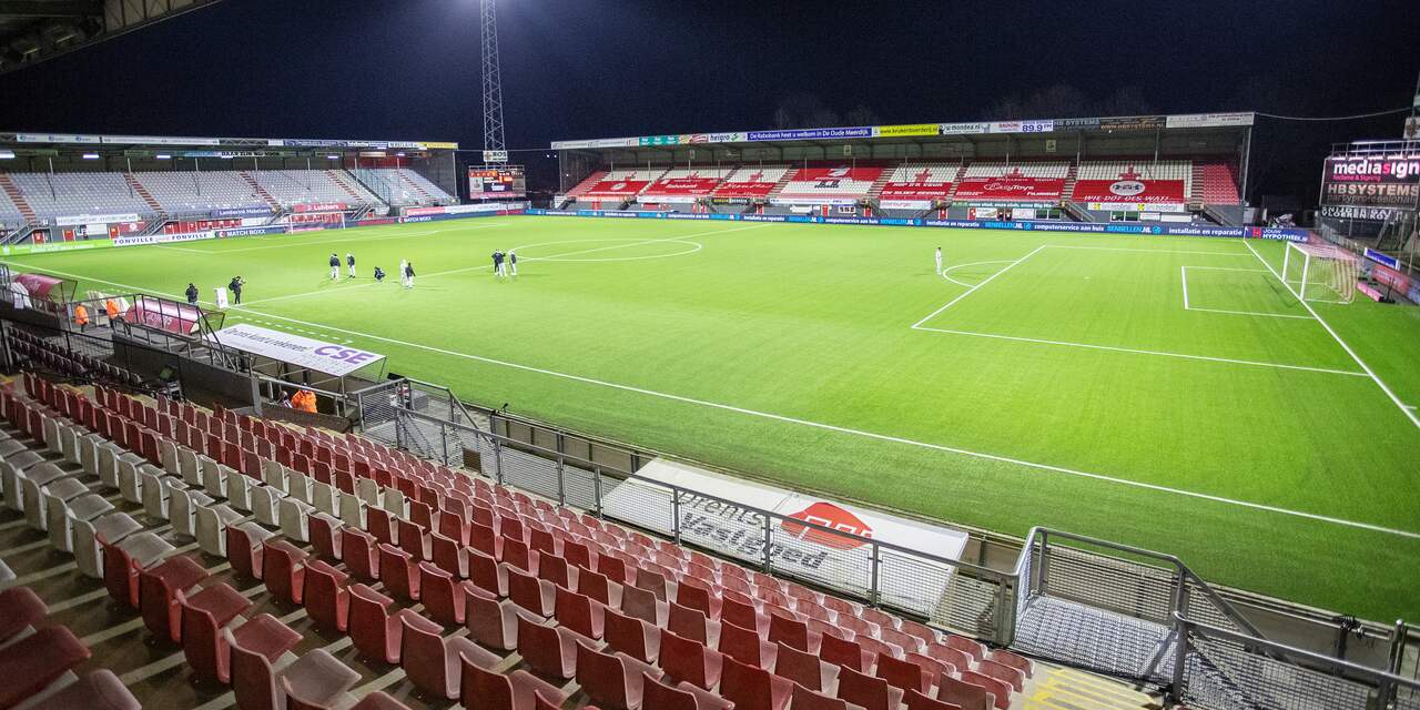 PSV begint met Fein tegen FC Emmen, ook herstelde Max in basis