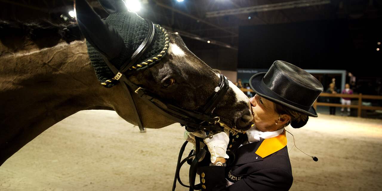 Gouden paard Salinero van Anky van Grunsven op 28-jarige leeftijd overleden