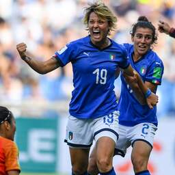 Italiaanse vrouwen bereiken kwartfinales WK na zege op China