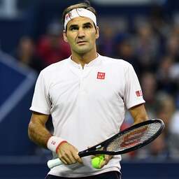 Federer laat zich verrassen door Coric in halve finales Shanghai