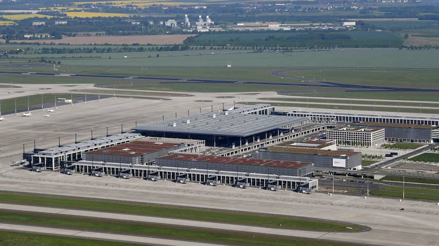 'Nieuwe luchthaven Berlijn nog eens 770 miljoen euro duurder'