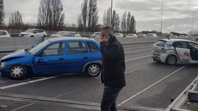 A9 dicht, ongeval meerdere voertuigen, meerdere ongevallen. A9 dicht, ongeval meerdere voertuigen, meerdere ongevallen.