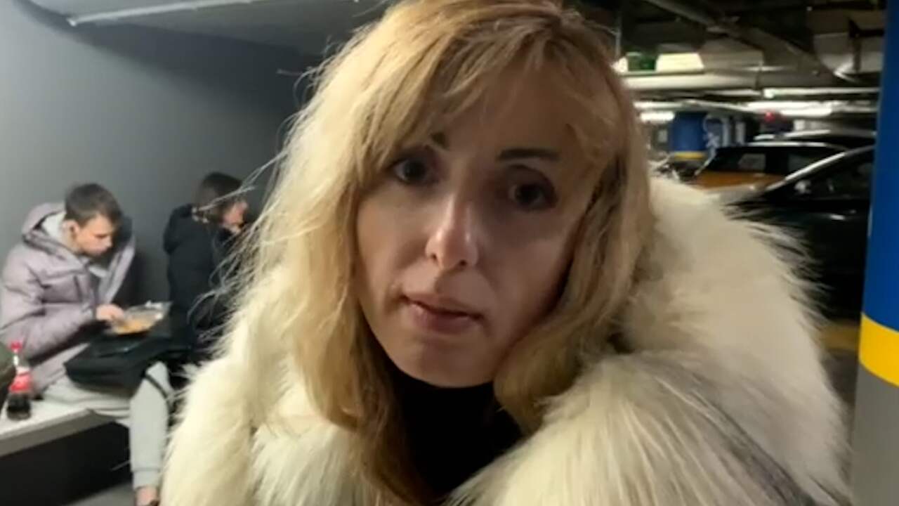 Beeld uit video: Geen wc-water, lift of gas: Oksana laat zien hoe ze nu leeft in Kyiv