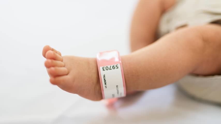Gezondheidsraad adviseert om baby's onder 1 jaar tegen RS-virus te vaccineren