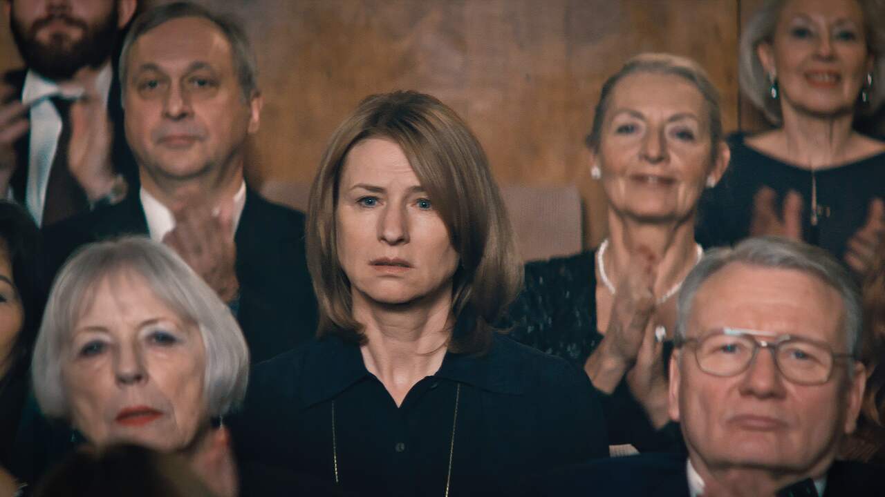 Beeld uit video: Bekijk hier de trailer van Lara