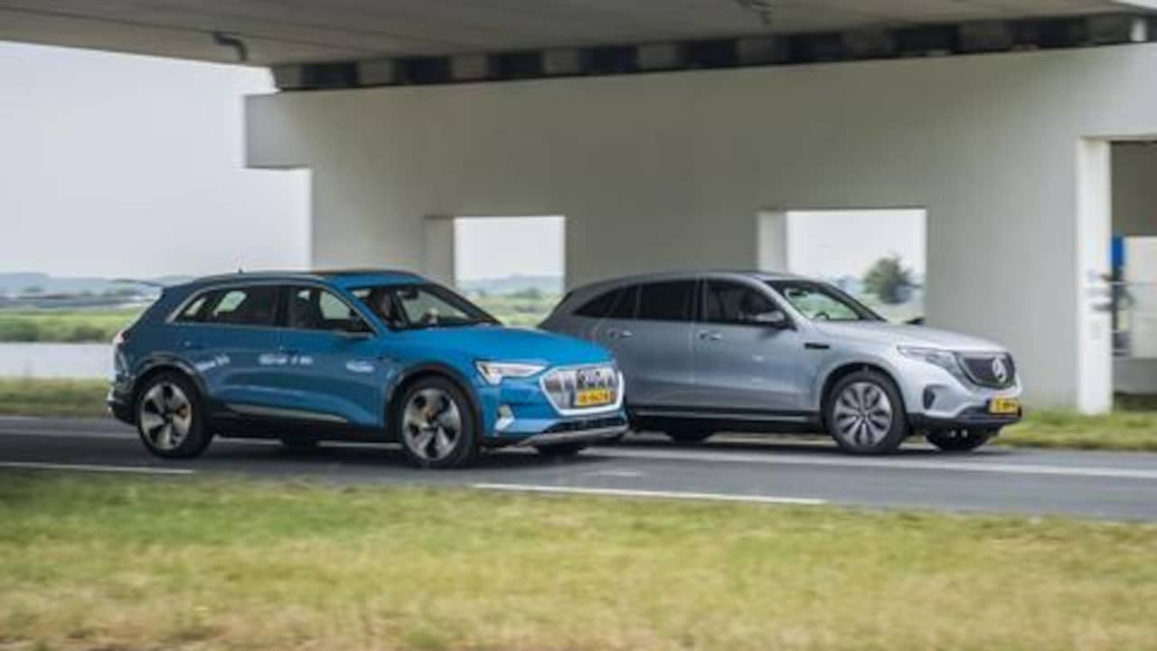 Beeld uit video: Dubbeltest: Audi E-tron tegen Mercedes EQC