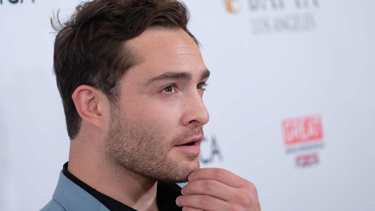 BBC-shows met Ed Westwick uitgesteld na beschuldigingen seksueel misbruik Media en Cultuur NU.nl