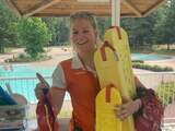 Lifeguard Lotte zorgt ervoor dat badgasten hele zomer veilig kunnen zwemmen