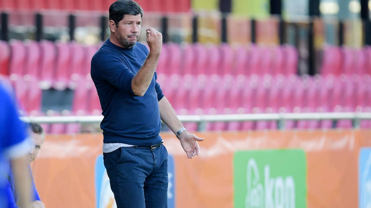 Bondscoach Erwin van de Looi liet dinsdag liefst negen spelers debuteren.