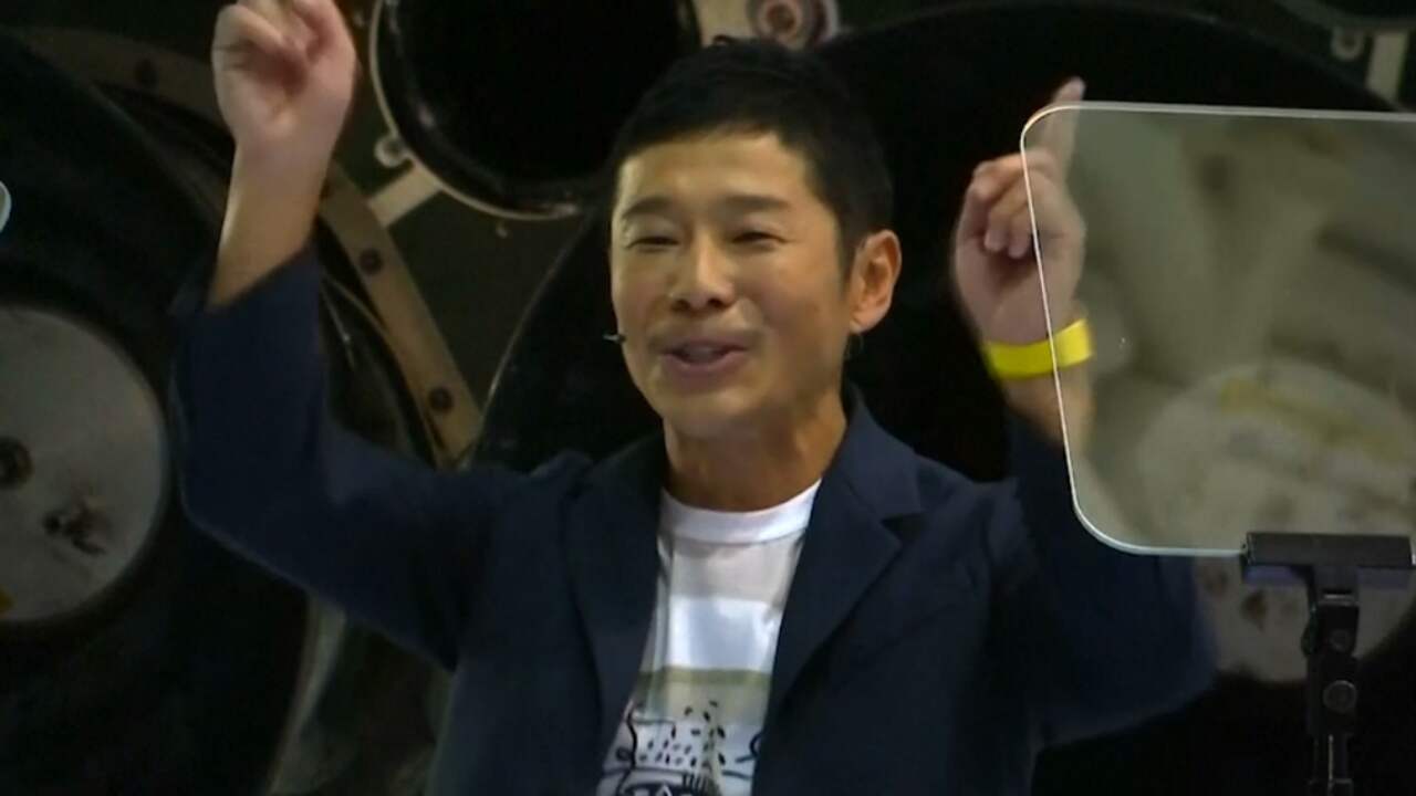Beeld uit video: Japanner Yusaku Maezawa: 'Ik ga naar de maan!'