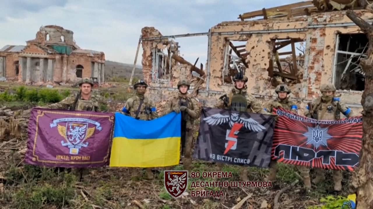 Beeld uit video: Oekraïne zegt weer dorp nabij Bakhmut te hebben heroverd