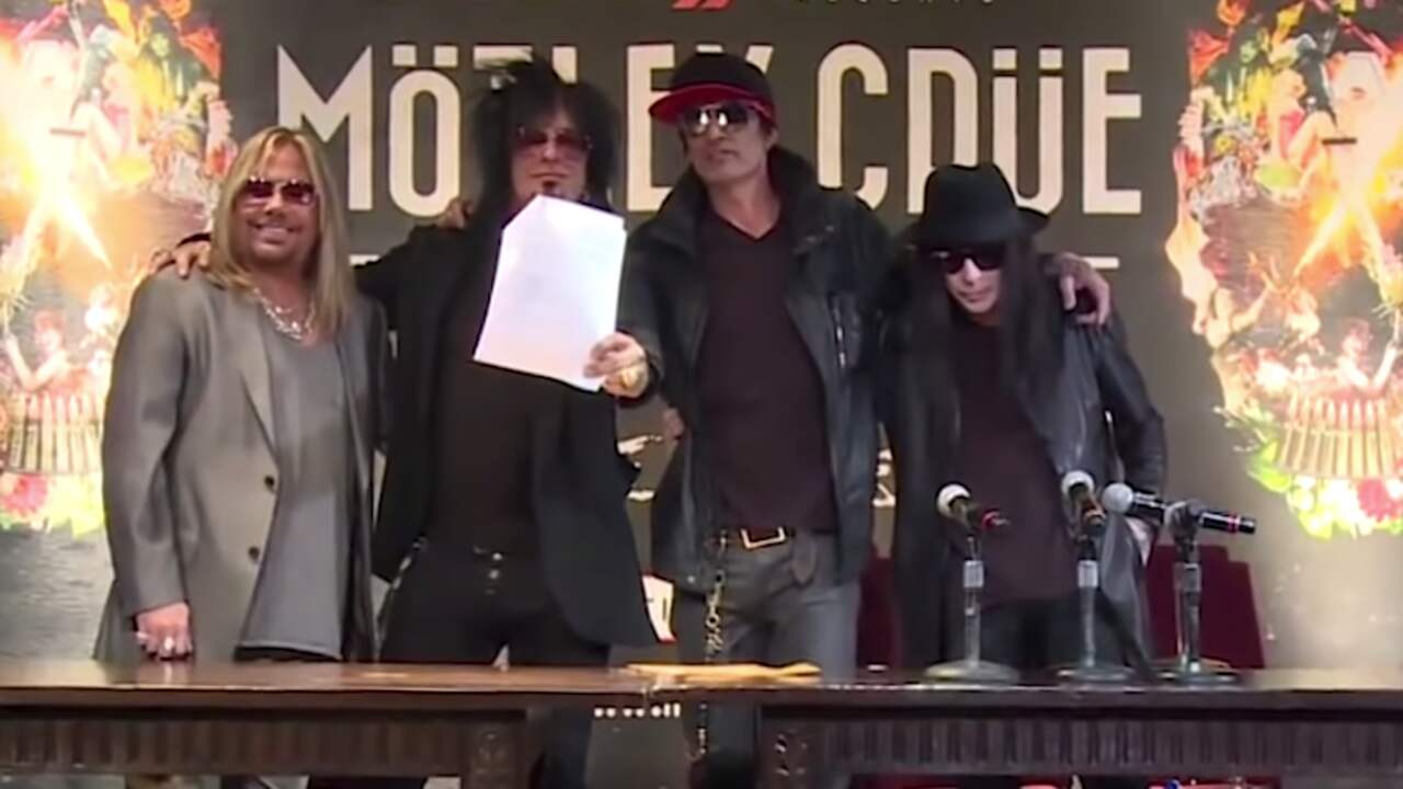Mötley Crüe kondigt comeback aan