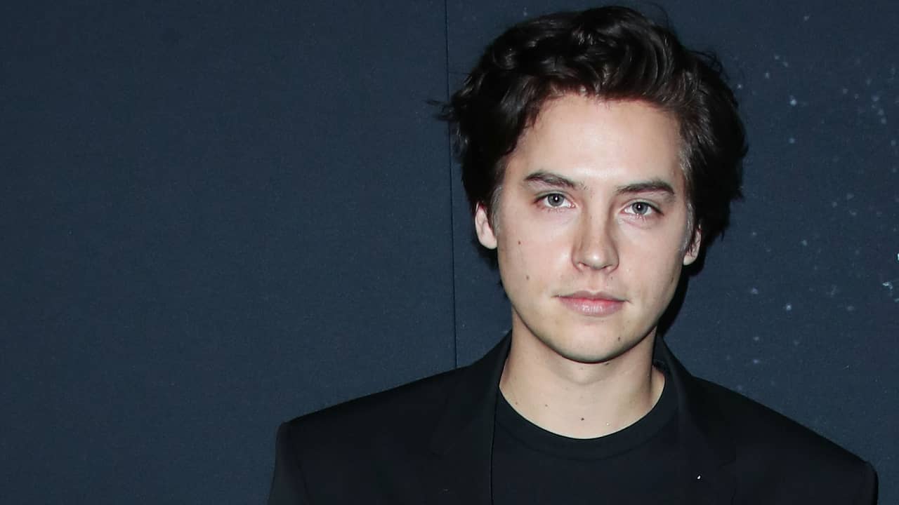 Acteur Cole Sprouse opgepakt bij Black Lives Matter-protest | Achterklap |  NU.nl