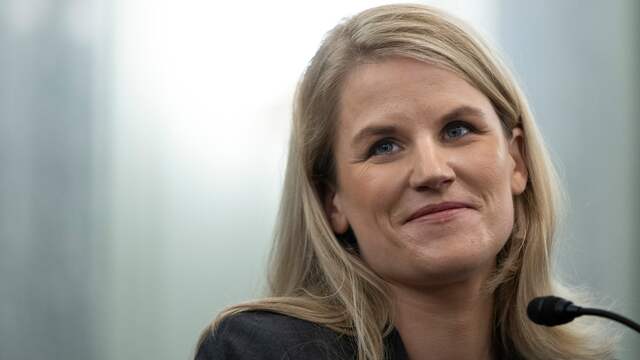 Frances Haugen bij het Amerikaanse congres.