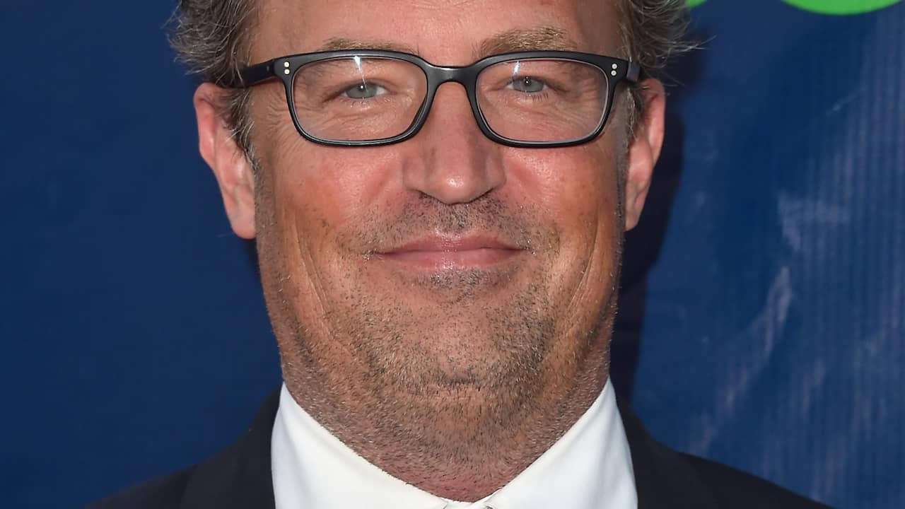 Friends actor Matthew Perry is getting married |  NOW