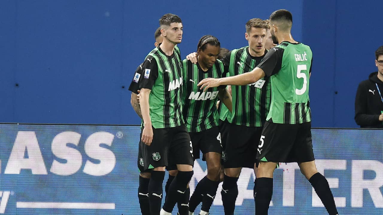 Beeld uit video: Laurienté zet Sassuolo op 1-0 tegen landskampioen Inter