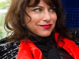 Ellen ten Damme treedt op met Jostiband