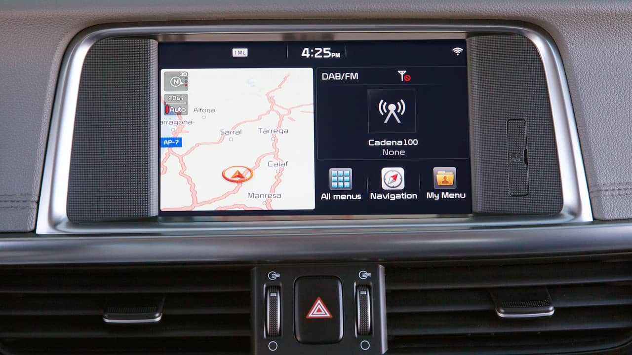 Verenigen Kangoeroe voor de helft Hoe kun je DAB+-radio ontvangen in je (oude) auto? | Onderweg | NU.nl