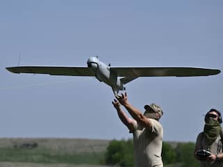 Een Oekraïense drone stijgt op voor een verkenningsvlucht