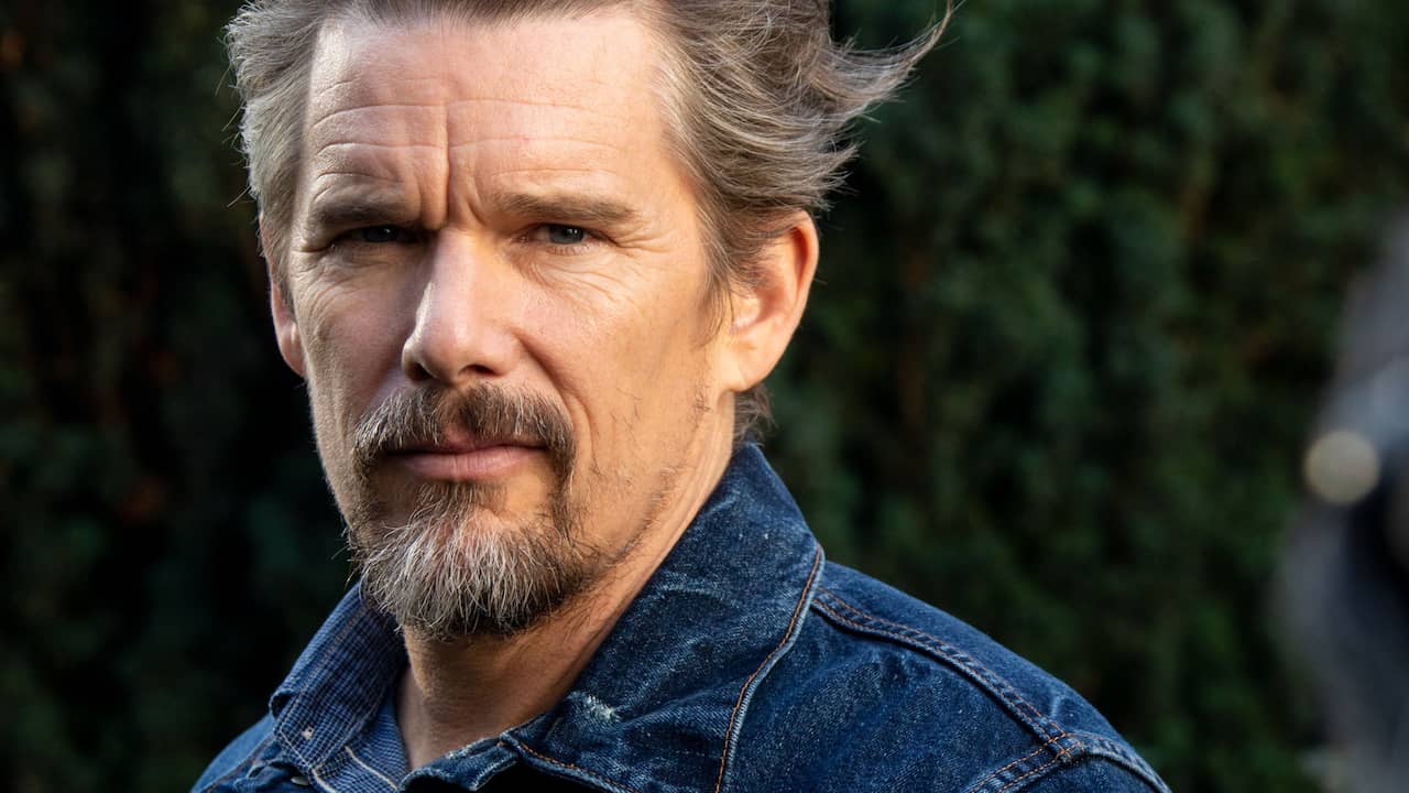 Ethan Hawke Was Too Scared To Live In Los Angeles Teller Report