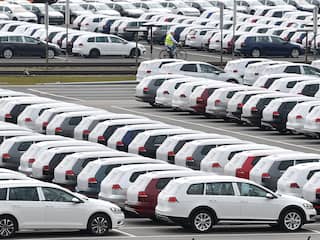 Nederlandse autoverkoop lag in april ruim 50 procent lager dan vorig jaar